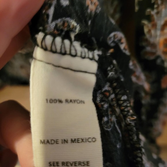 SALE- Gilded Intent women's black paisley floral boho top size medium - Picture 9 of 12